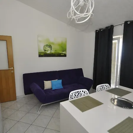 Apartment Sumpetar 11798C Dugi Rat