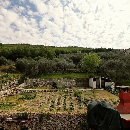 Sumpetar 11798c Apartment *